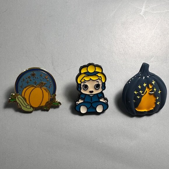 Cinderella Glass Slipper Lapel Pin Pumpkin Princess Brooch Pin Badge Jewelry - Picture 5 of 7